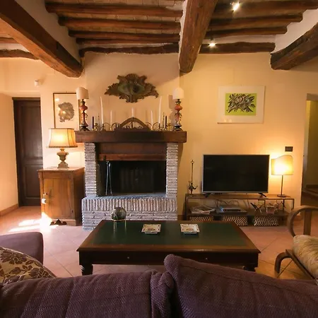 Aparthotel Esther Foligno