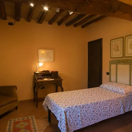 Apart-hotel Esther *