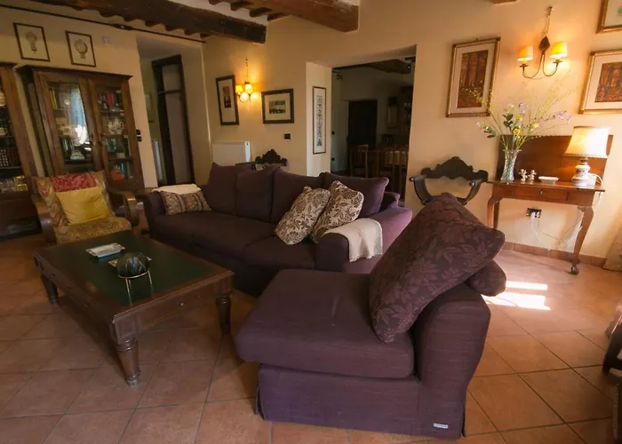 Esther Apartahotel Foligno