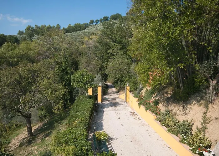 Esther Aparthotel Foligno